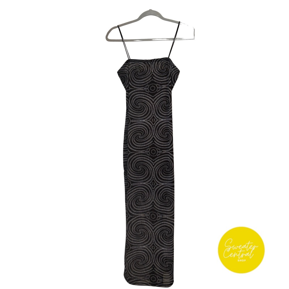 Forever 21 Black Strapless Swirl Dress
